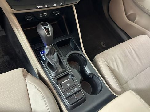 Used 2019 Hyundai Tucson SE image 21