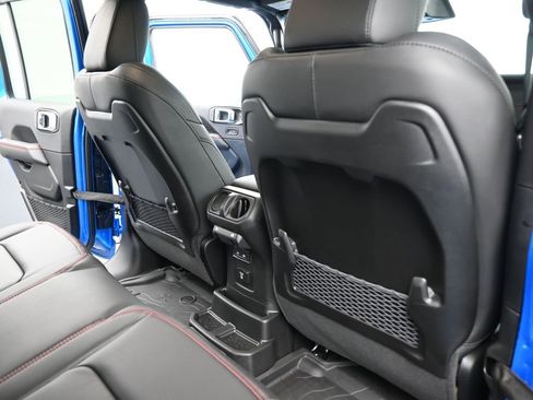 New 2026 Jeep Wrangler Unlimited Rubicon image 16