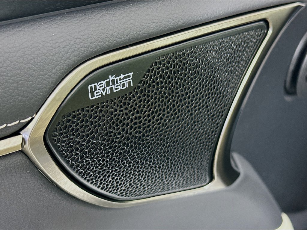 Used 2022 Lexus ES 350 Ultra Luxury w/ Accessory Package 2 FWD image 19