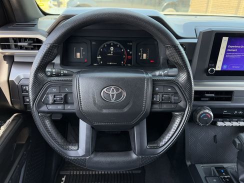Used 2025 Toyota Tacoma SR5 AWD/4WD image 14
