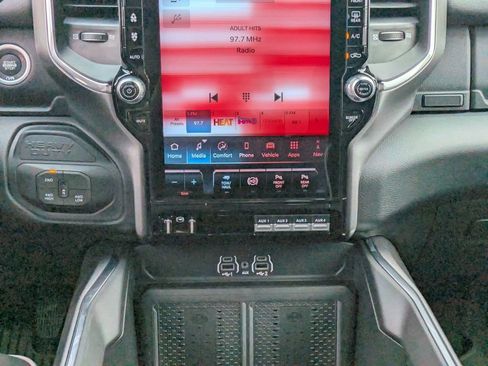 New 2026 RAM 3500 Laramie AWD/4WD image 21
