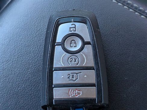 Used 2020 Ford Explorer XLT w/ Equipment Group 202A image 30