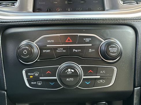 Used 2019 Dodge Charger R/T w/ Plus Group image 36