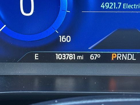 Used 2020 Ford Escape SE Sport image 30