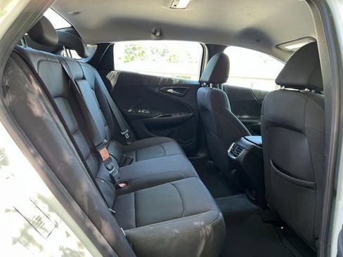 Used 2023 Chevrolet Malibu LT FWD image 20