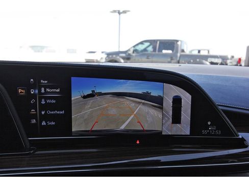 Used 2024 Cadillac Escalade Luxury image 23