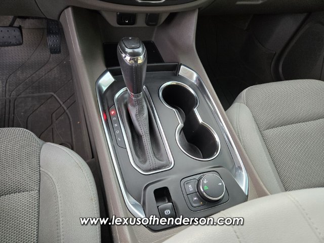 Used 2020 Chevrolet Traverse LT FWD image 30