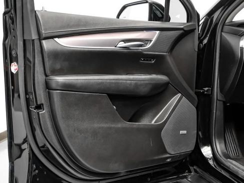 Used 2019 Cadillac XT5 Premium Luxury w/ Advanced Security Package FWD image 34