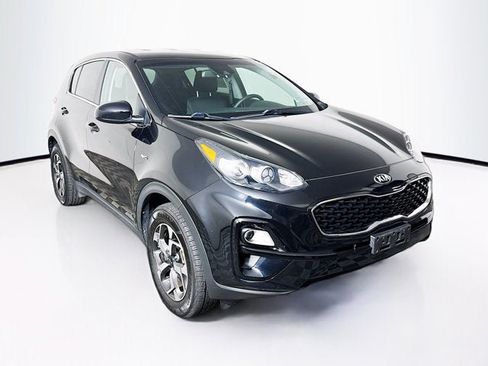 Used 2020 Kia Sportage LX AWD/4WD image 3