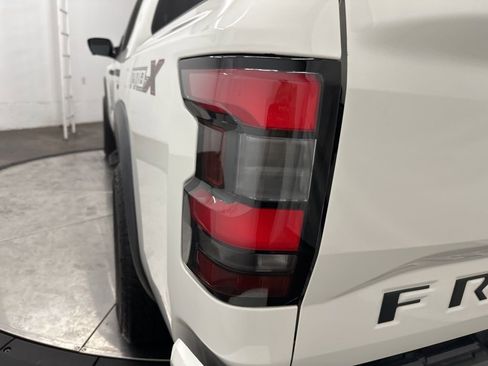 Used 2022 Nissan Frontier Pro-X w/ Pro-X Premium Package RWD image 24