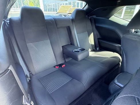 Used 2019 Dodge Challenger R/T RWD image 21