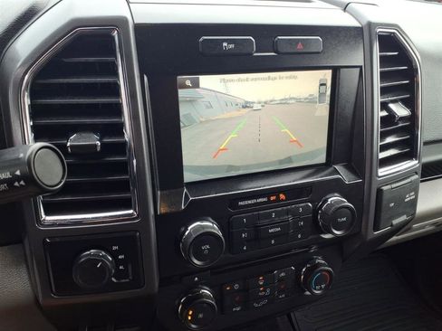 Used 2015 Ford F150 XLT w/ Equipment Group 302A Luxury image 12