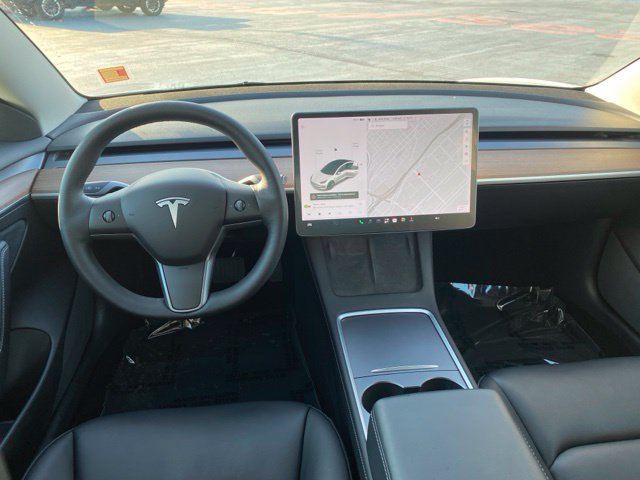 Used 2021 Tesla Model 3 Standard Range Plus RWD image 10