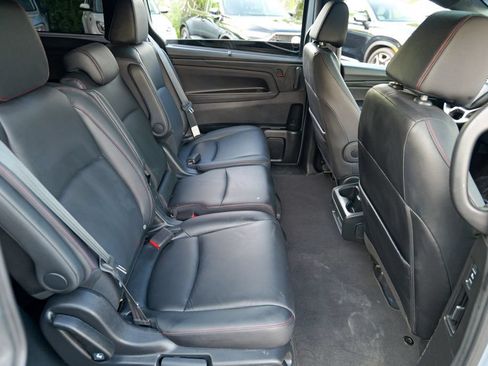 Used 2023 Honda Odyssey Sport image 29