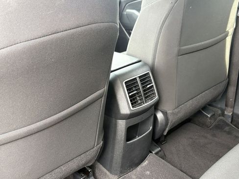Used 2025 Kia Sportage LX FWD image 22