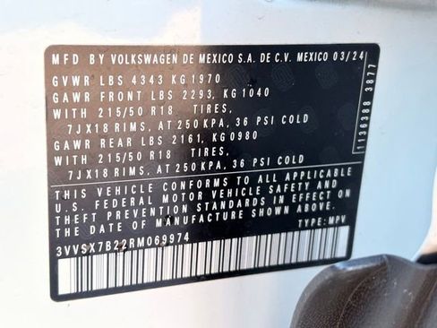 Used 2024 Volkswagen Taos SE FWD image 21