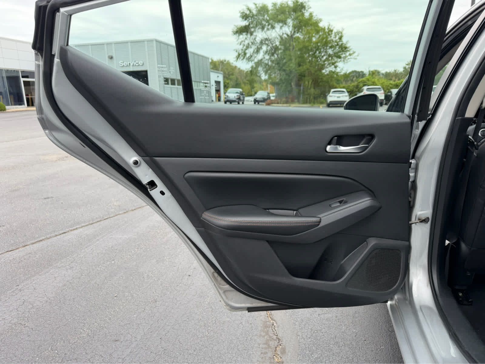Used 2021 Nissan Altima 2.5 SR FWD image 18