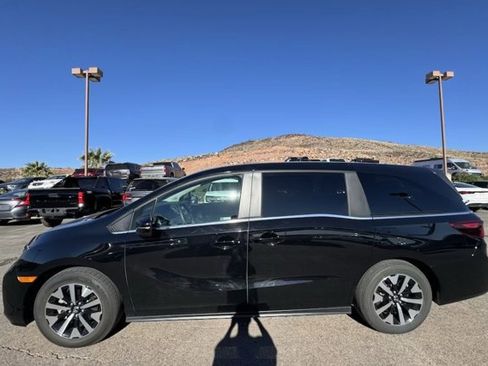 Used 2025 Honda Odyssey EX-L image 2