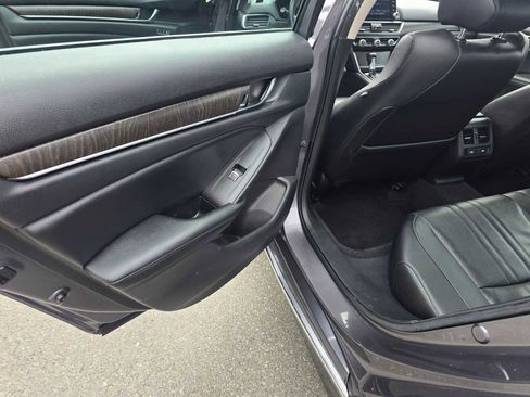 Used 2021 Honda Accord EX-L image 15