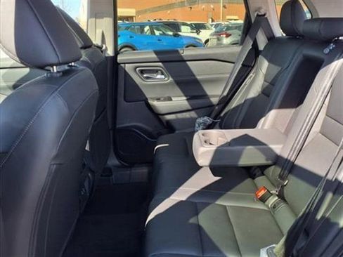 New 2025 Nissan Rogue SL w/ Tech Package image 37