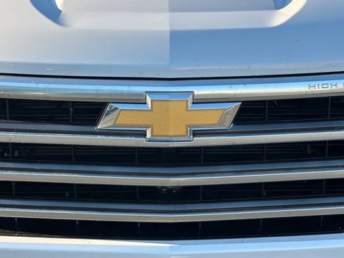 Used 2025 Chevrolet Silverado 1500 High Country w/ Technology Package image 47