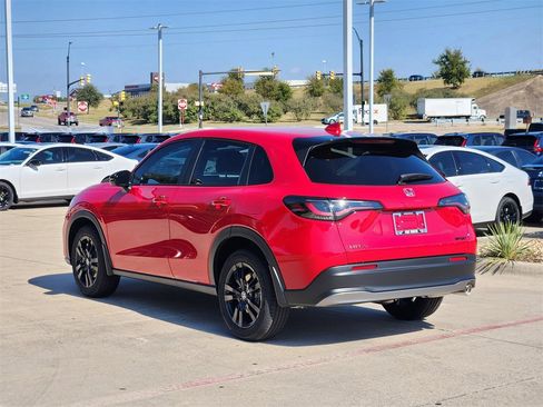 New 2027 Honda HR-V Sport image 4