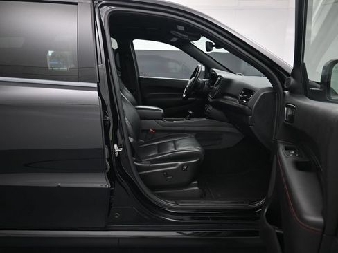 Used 2024 Dodge Durango GT RWD image 29