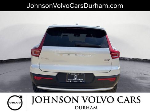 New 2025 Volvo XC40 B5 Plus w/ Protection Package Premier image 4