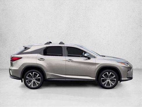 Used 2018 Lexus RX 450h AWD image 4