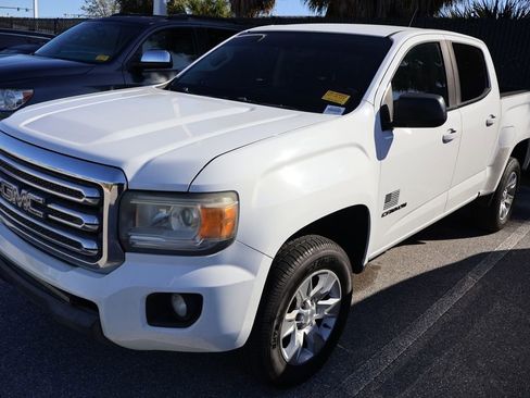 Used 2016 GMC Canyon SLE image 2