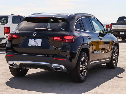 Used 2025 Mercedes-Benz GLA 250 image 4
