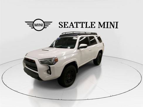Used 2017 Toyota 4Runner TRD Pro image 5