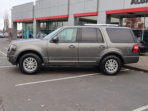Used 2012 Ford Expedition Limited image 3