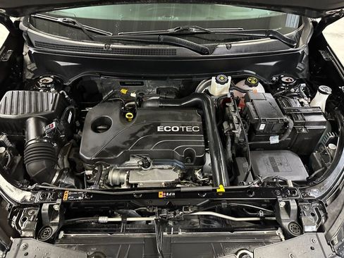 Used 2022 Chevrolet Equinox LT image 38