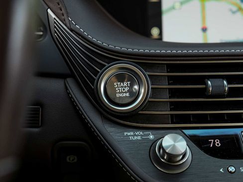 Used 2018 Lexus LS 500 AWD w/ Luxury Package image 24