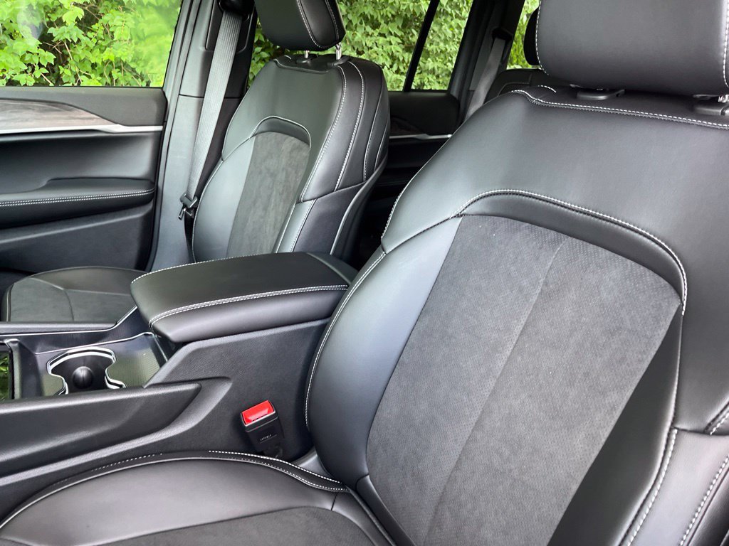 New 2026 Jeep Grand Cherokee 4WD image 5