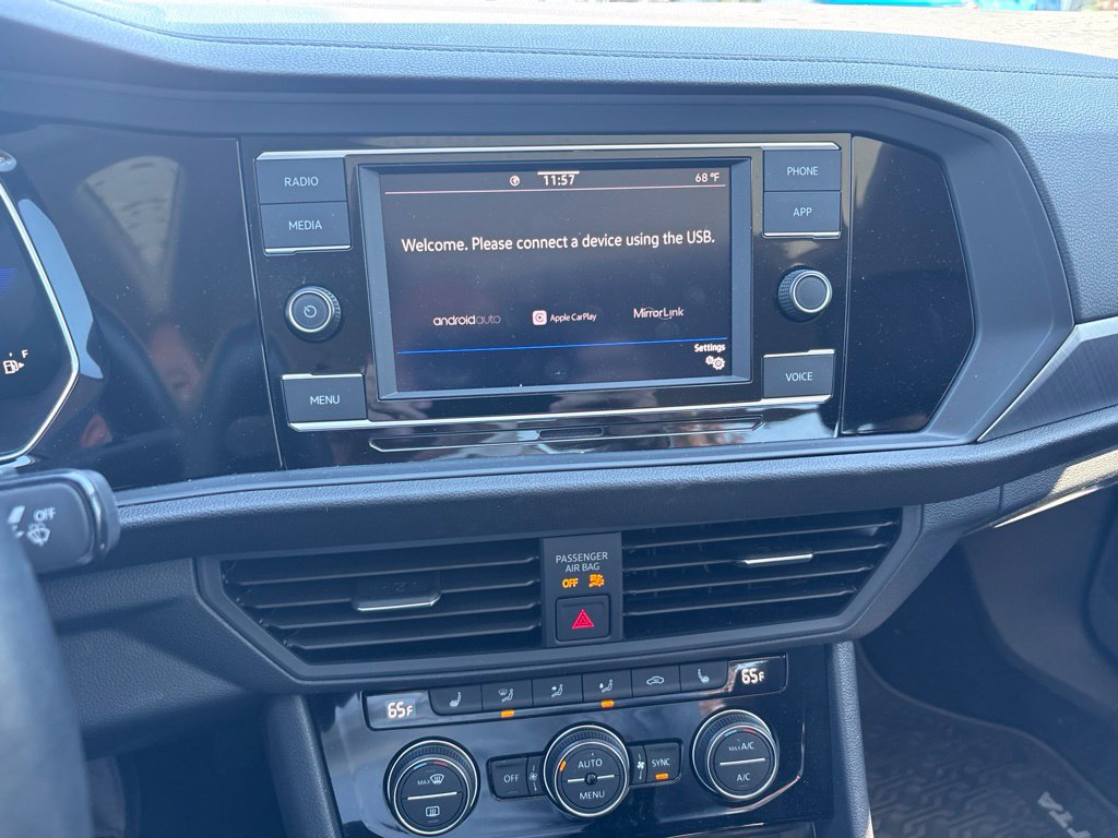 Used 2024 Volkswagen Jetta SE FWD image 27