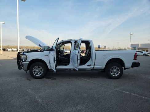 Used 2022 RAM 2500 Laramie AWD/4WD image 32