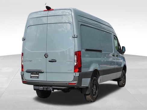 New 2025 Mercedes-Benz Sprinter 2500 image 6