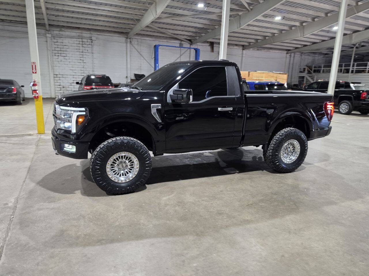 Used 2025 Ford F150 XL AWD/4WD image 4