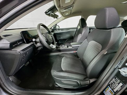 Used 2025 Kia K5 LXS image 13
