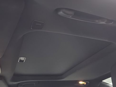 Used 2023 Dodge Charger SXT RWD image 12