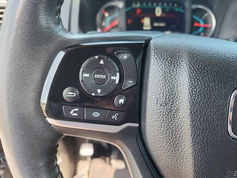 Used 2022 Honda Pilot Touring image 19