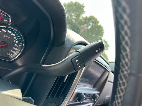 Used 2019 Chevrolet Silverado 1500 LT w/ All Star Edition AWD/4WD image 14