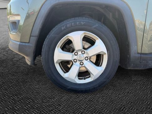 Certified 2018 Jeep Compass Latitude w/ Popular Equipment Group AWD/4WD image 11