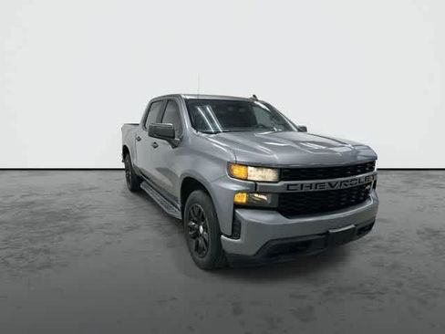 Used 2020 Chevrolet Silverado 1500 Custom w/ Custom Value Package RWD image 6