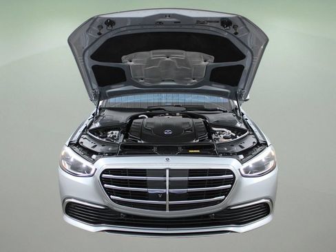 Used 2022 Mercedes-Benz S 580 4MATIC Sedan image 42