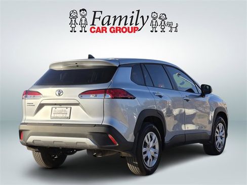 Certified 2025 Toyota Corolla Cross L image 4