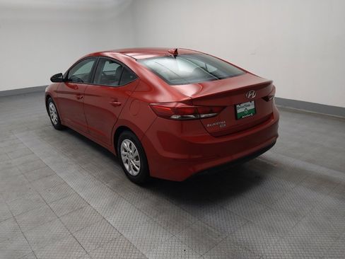 Used 2017 Hyundai Elantra SE image 5