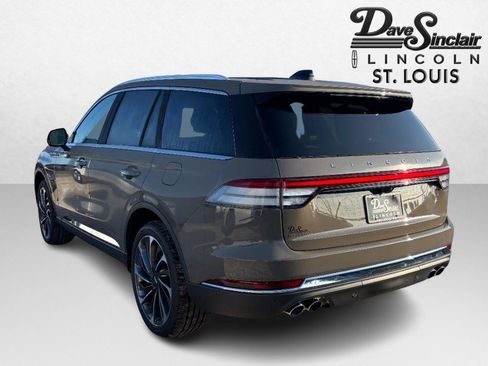 New 2026 Lincoln Aviator Reserve image 7